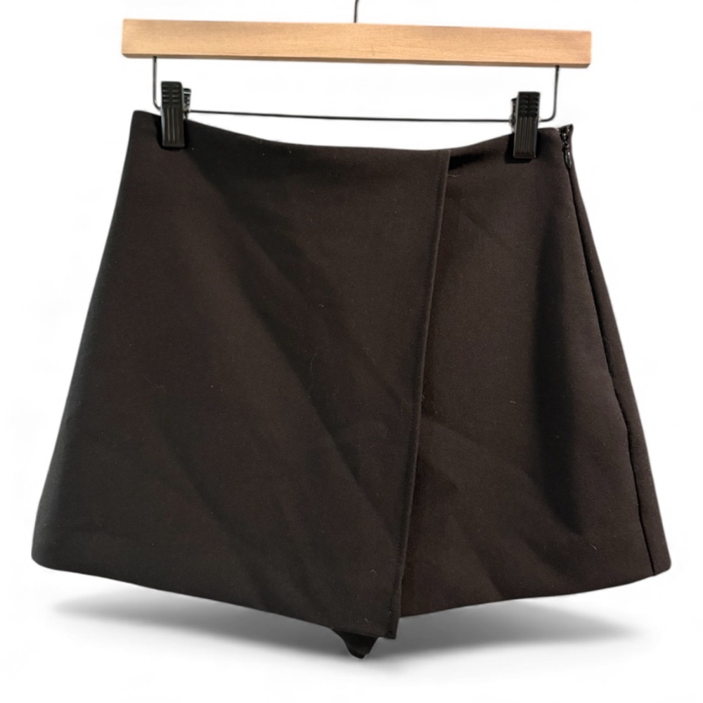 Zara Black‎ Asymmetric Wrap Mini Skort XS Side Zip Shorts Underneath